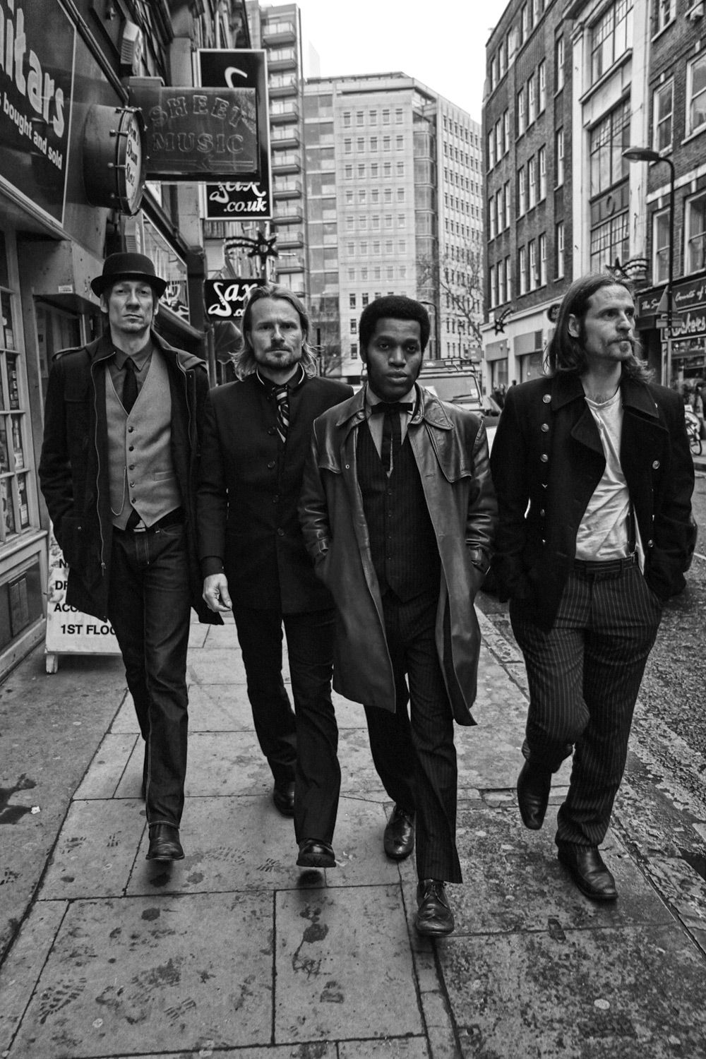 Vintage-Trouble-p6-1000×1500